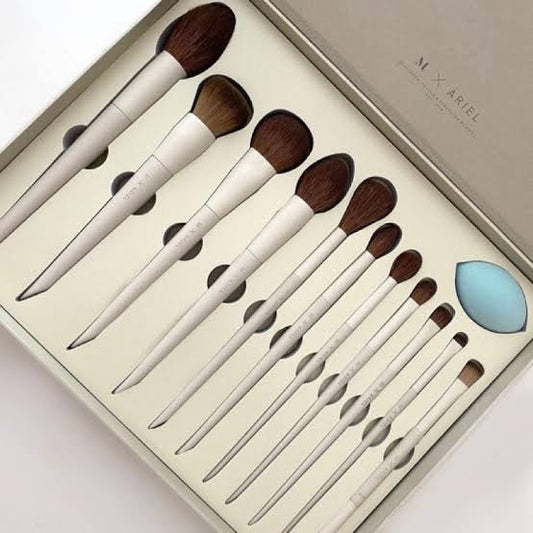 Set de brochas " M x Ariel"